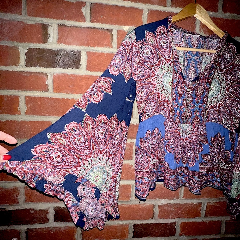 Gorgeous Altar’d State paisley and floral boho blouse in navy, reds and greens.